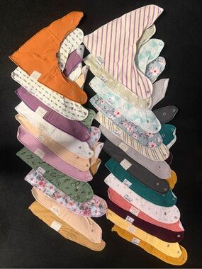 Lot of 23 Copper Pearl + KeaBabies Reusable Cloth Bandana Bibs